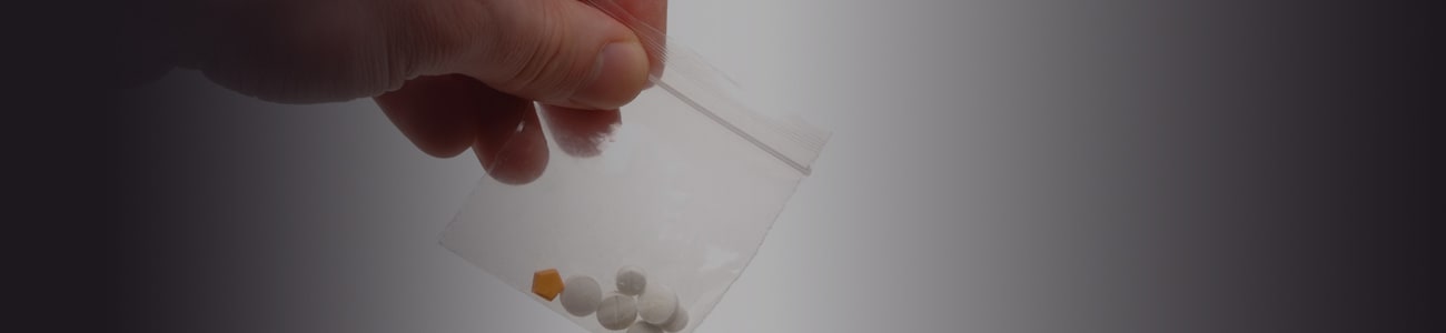 Banner picture of bag with drugs